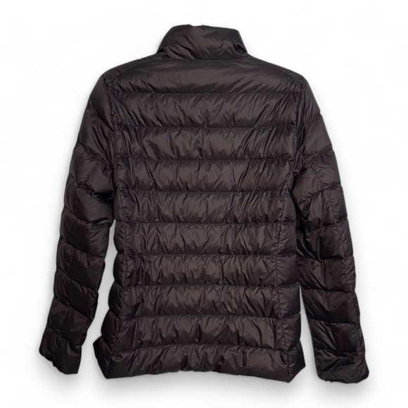 Women's Black Medium Quince Lightweight Down Packable Puffer Jacket - Like New - Picture 6 of 7